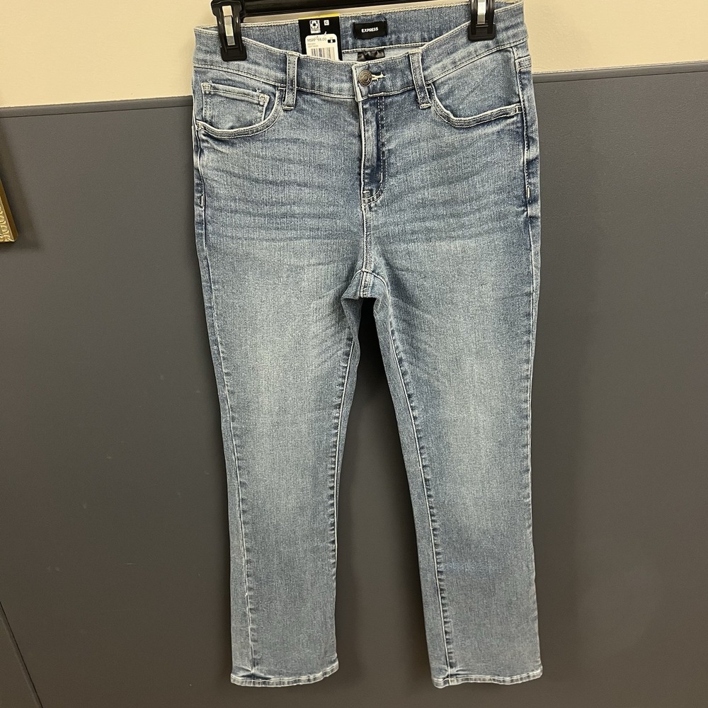 Express Women's Bootcut Jean Size 8 Light Wash NWT Msrp $98